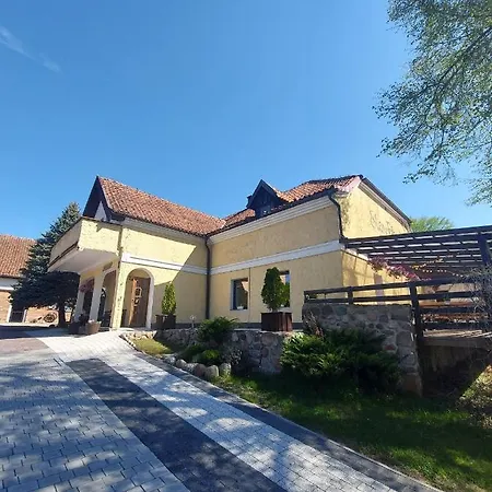 Πάρκο διακοπών Folwark & Restauracja 3*