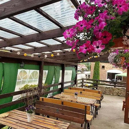 Folwark & Restauracja 3*