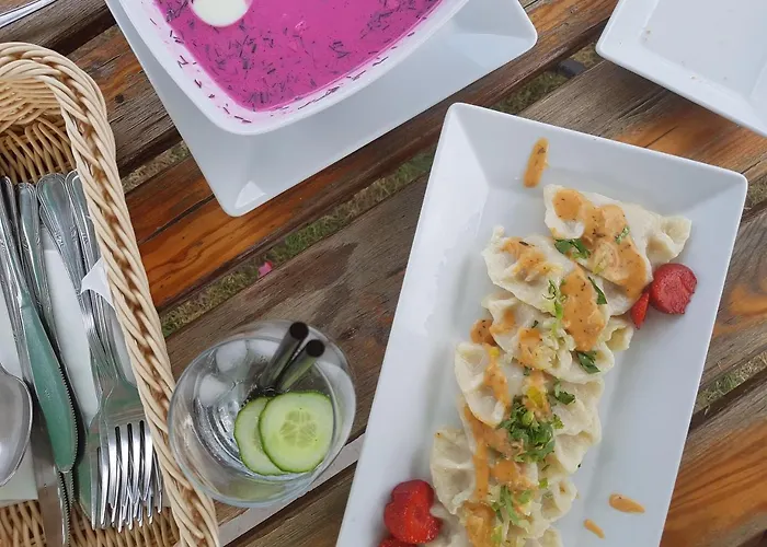 Folwark & Restauracja 3* Tumiany