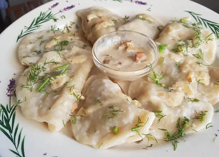 Folwark & Restauracja 3*