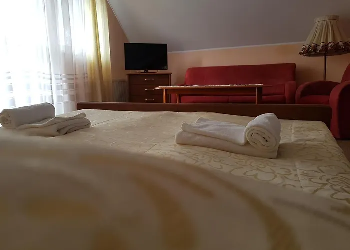 Folwark & Restauracja 3* Tumiany